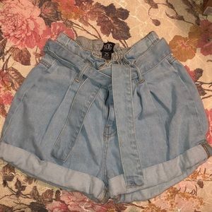BDG Urban Outfitters Mom Paperbag Shorts